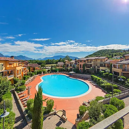 Borgo Del Torchio By Wonderful Italy * Manerba del Garda