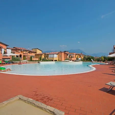 Apartment Borgo Del Torchio By Wonderful Italy Manerba del Garda