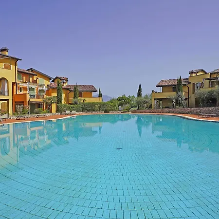 Apartment Borgo Del Torchio By Wonderful Italy Manerba del Garda